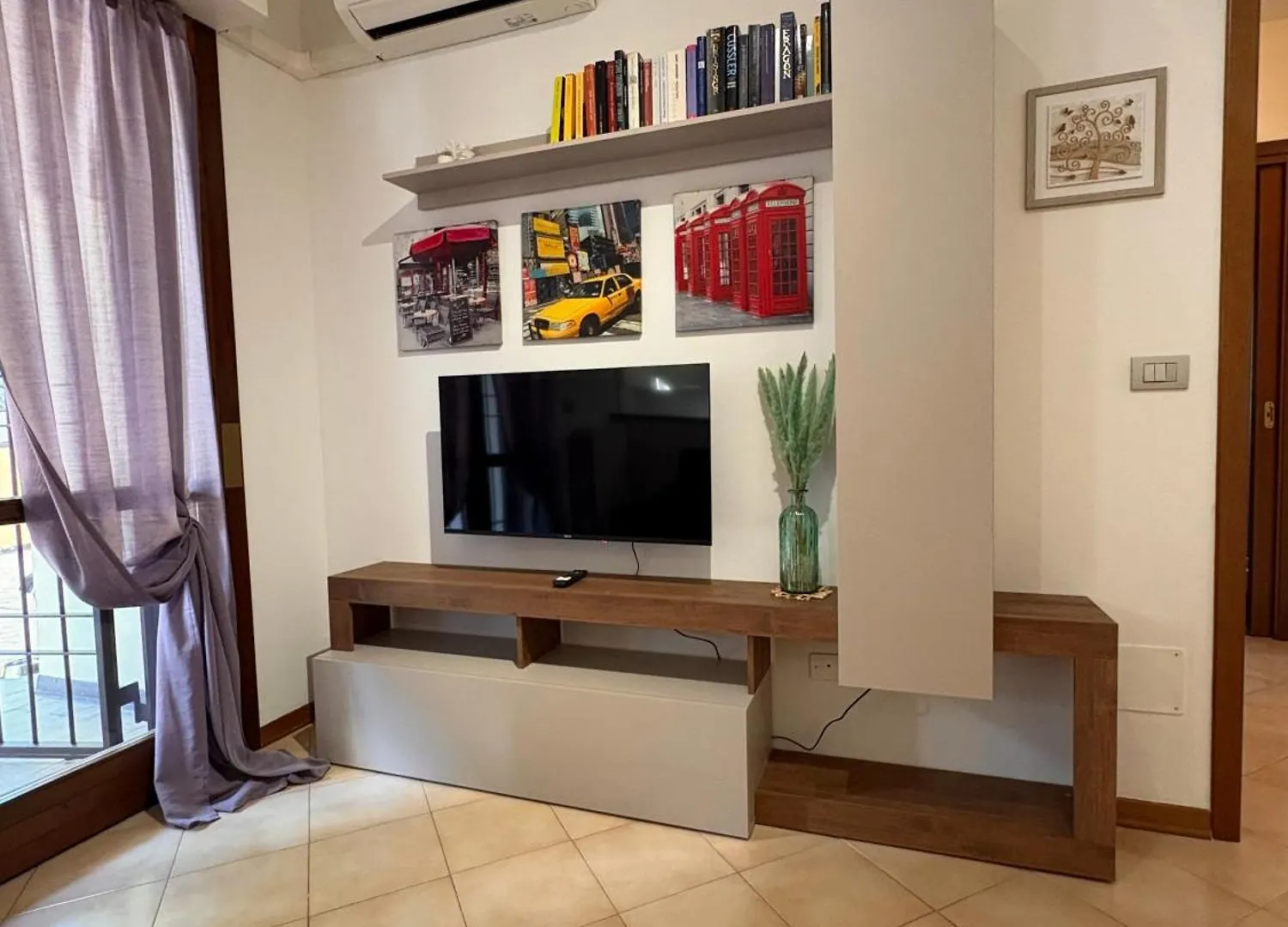 Dalla Bibi Quarto Inferiore 0*,  Italy